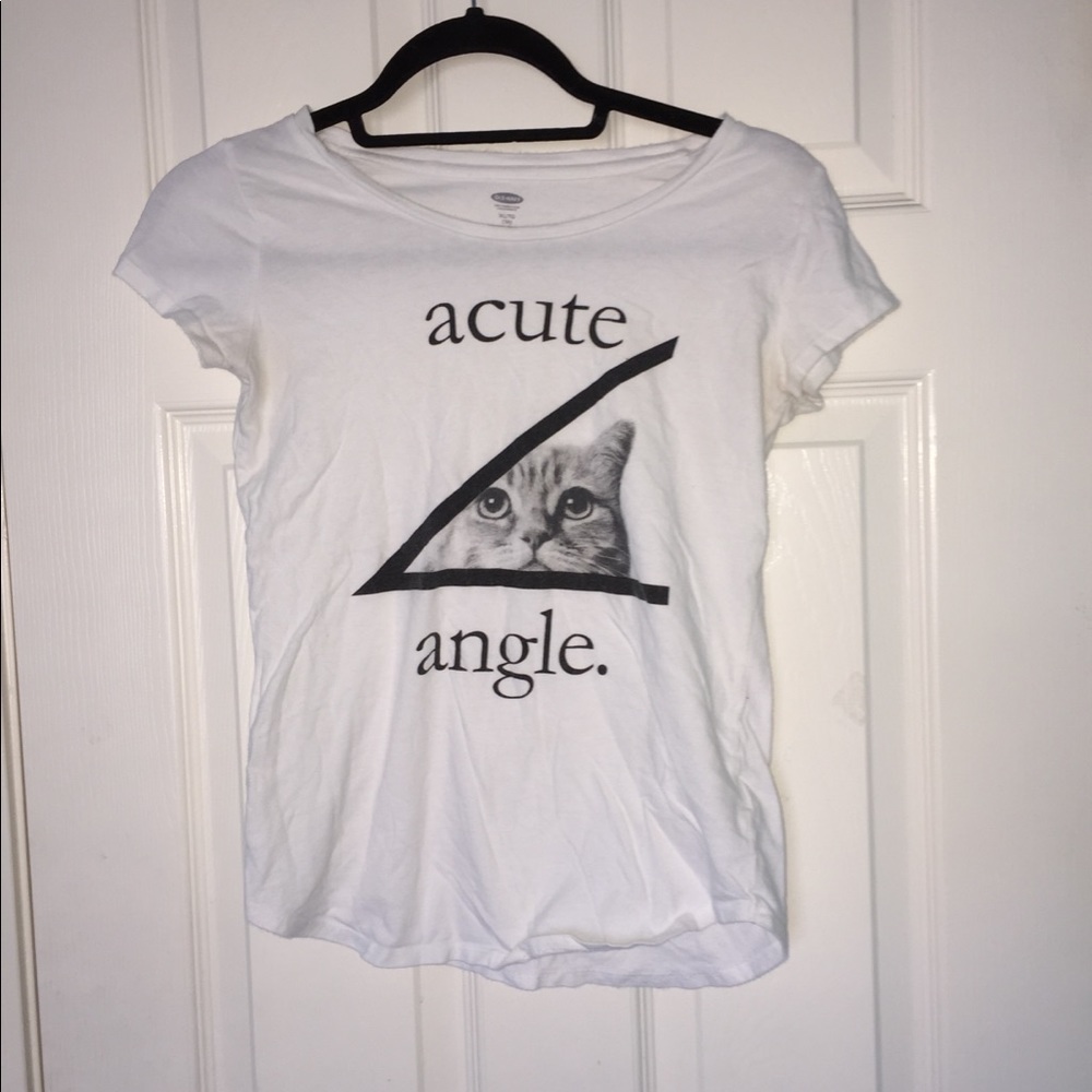 👑🦋a girls t shirt